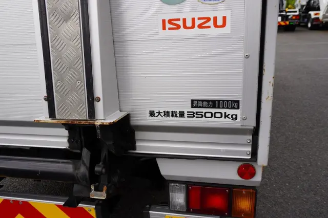 いすゞ エルフ TPG-NPR85AN(2WD)の写真32