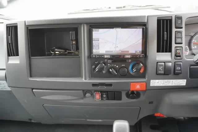 いすゞ エルフ TPG-NPR85AN(2WD)の写真36