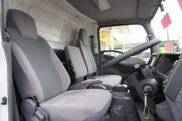 いすゞ エルフ TPG-NPR85AN(2WD)の写真41