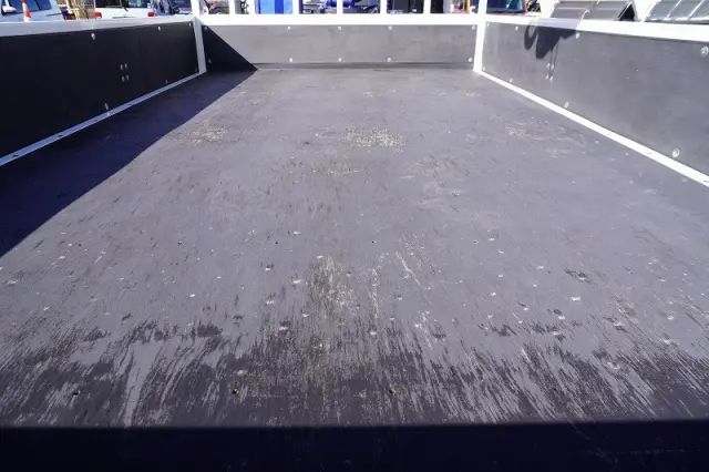 三菱 キャンター 2PG-FEB80(2WD)の写真16