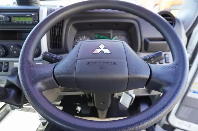 三菱 キャンター 2PG-FEB80(2WD)の写真31