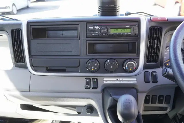 三菱 キャンター 2PG-FEB80(2WD)の写真33