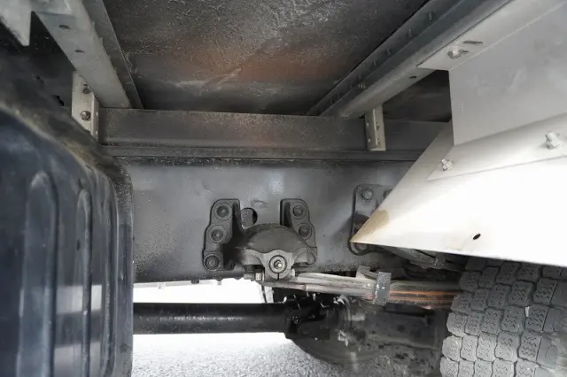 いすゞ フォワード 2RG-FRR90S2(2WD)の写真12