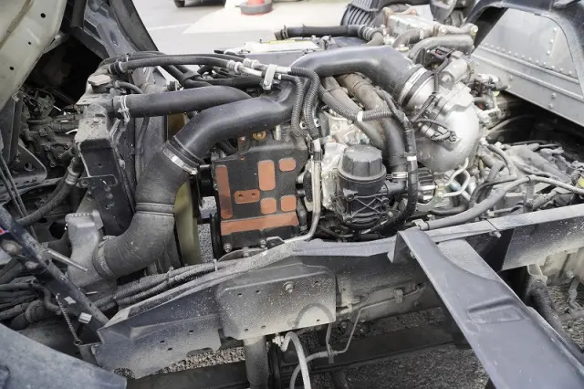 いすゞ フォワード 2RG-FRR90S2(2WD)の写真15