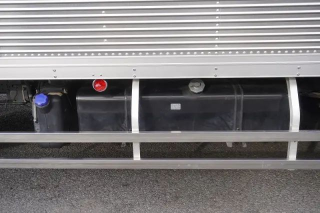 いすゞ フォワード 2RG-FRR90S2(2WD)の写真19