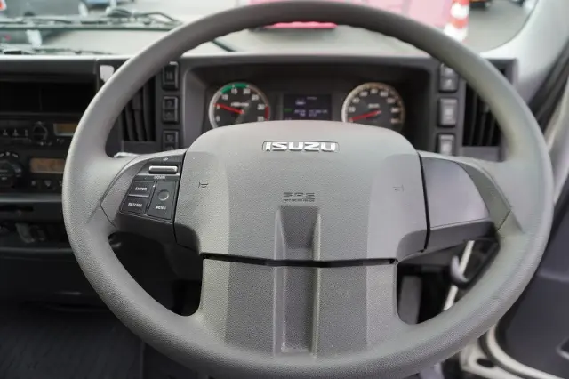 いすゞ フォワード 2RG-FRR90S2(2WD)の写真31