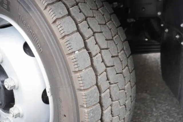 三菱 ファイター 2KG-FK62FZ(2WD)の写真9