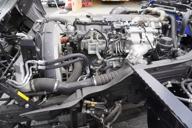 三菱 ファイター 2KG-FK62FZ(2WD)の写真14