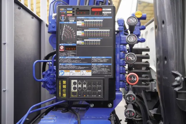 三菱 ファイター 2KG-FK62FZ(2WD)の写真29