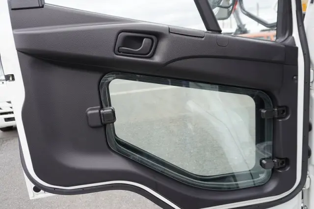 三菱 ファイター 2KG-FK62FZ(2WD)の写真43