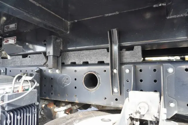 三菱 キャンター 2RG-FBA60(2WD)の写真12