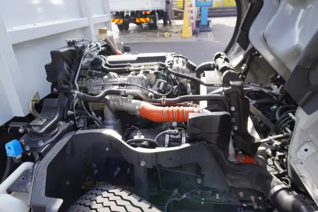 三菱 キャンター 2RG-FBA60(2WD)の写真14