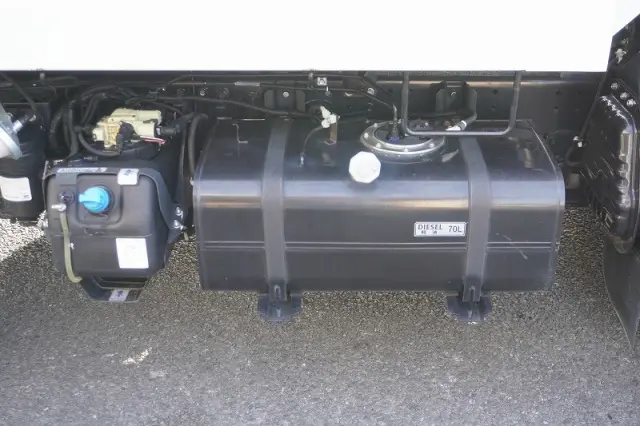 三菱 キャンター 2RG-FBA60(2WD)の写真26