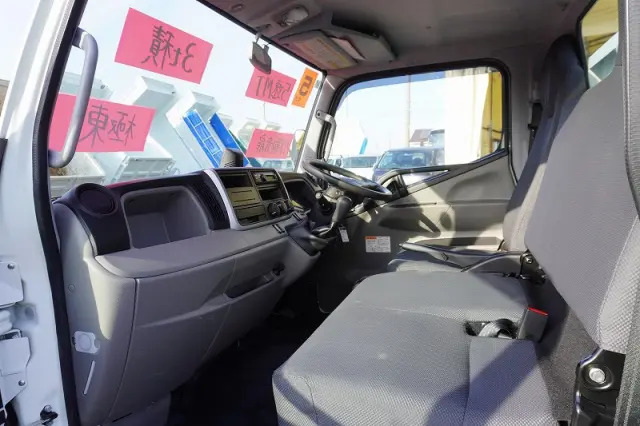 三菱 キャンター 2RG-FBA60(2WD)の写真35
