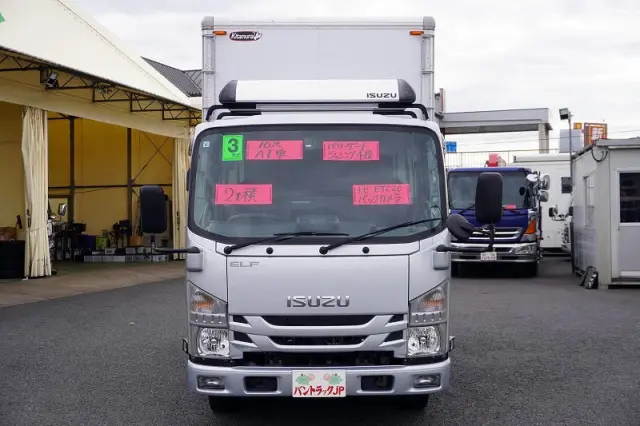 いすゞ エルフ 2RG-NMR88AN(2WD)の写真2