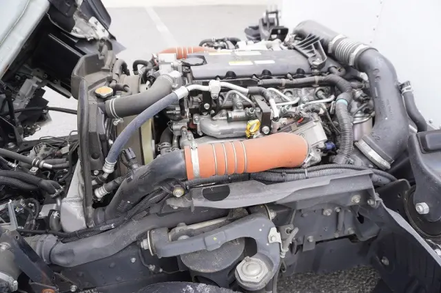 いすゞ エルフ 2RG-NMR88AN(2WD)の写真15