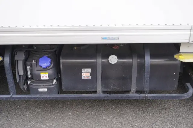 いすゞ エルフ 2RG-NMR88AN(2WD)の写真31