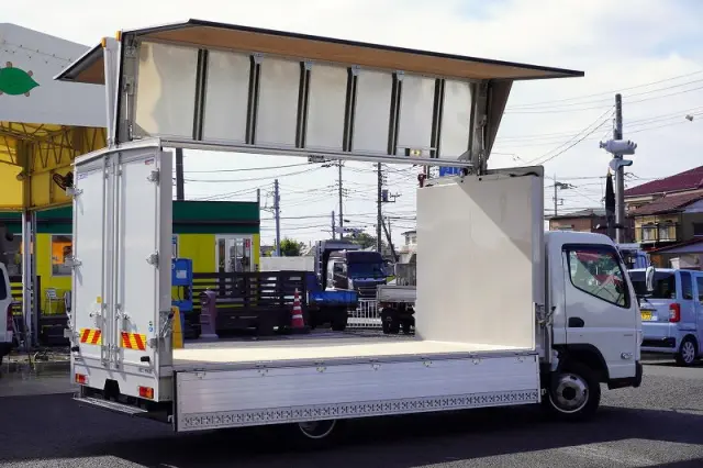 三菱 キャンター 2RG-FEB50(2WD)の写真9