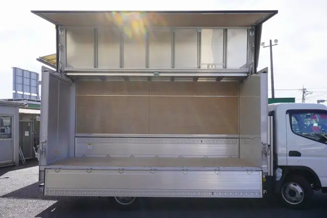 三菱 キャンター 2RG-FEB50(2WD)の写真17