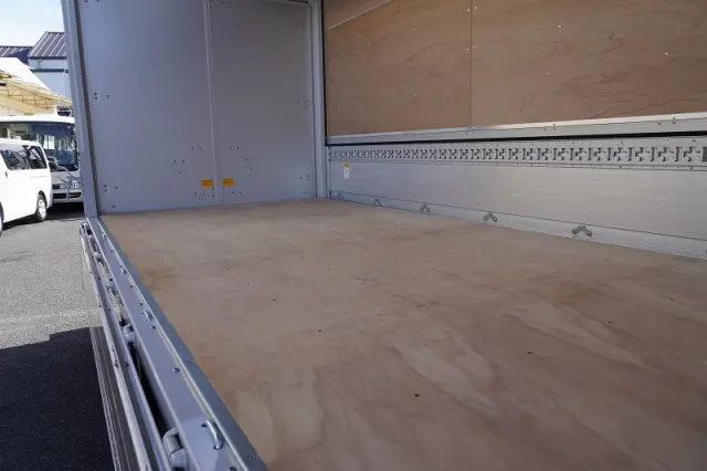 三菱 キャンター 2RG-FEB50(2WD)の写真18