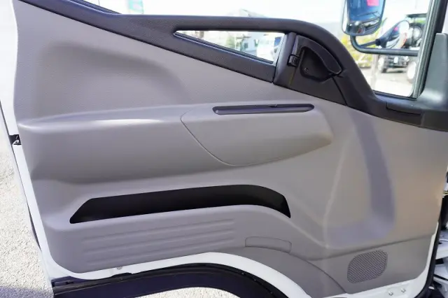 三菱 キャンター 2RG-FEB50(2WD)の写真37