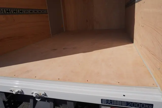 三菱 キャンター 2RG-FBA20(2WD)の写真19