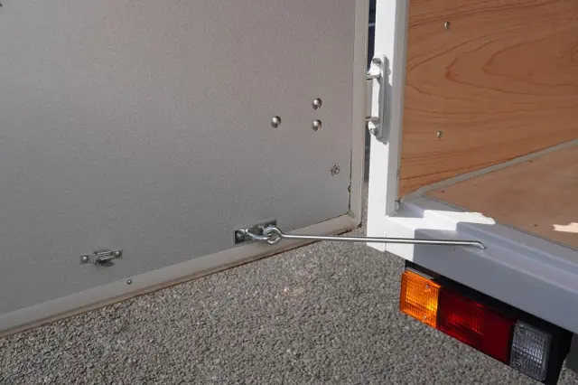 三菱 キャンター 2RG-FBA20(2WD)の写真21