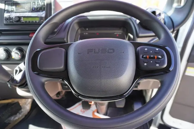 三菱 キャンター 2RG-FBAV0(2WD)の写真28