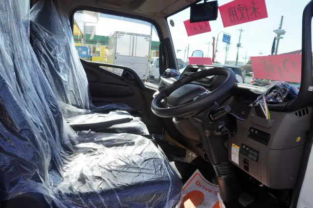 三菱 キャンター 2RG-FBAV0(2WD)の写真35