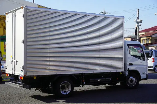 三菱 キャンター 2RG-FEAV0(2WD)の写真8
