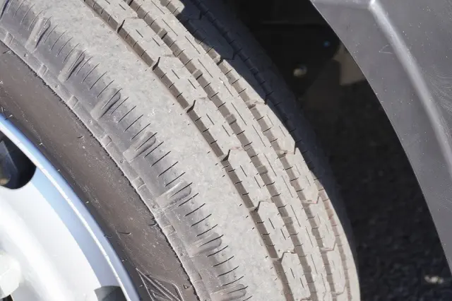 三菱 キャンター 2RG-FEAV0(2WD)の写真9