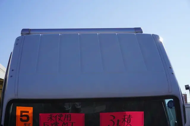 三菱 キャンター 2RG-FEAV0(2WD)の写真16
