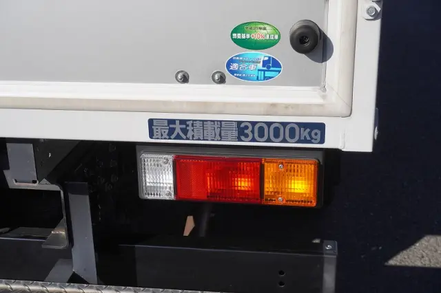 三菱 キャンター 2RG-FEAV0(2WD)の写真25