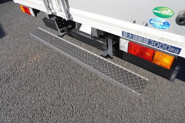 三菱 キャンター 2RG-FEAV0(2WD)の写真26