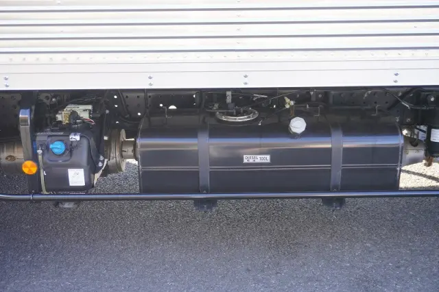 三菱 キャンター 2RG-FEAV0(2WD)の写真27