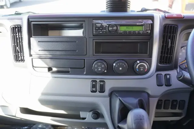 三菱 キャンター 2RG-FEAV0(2WD)の写真30