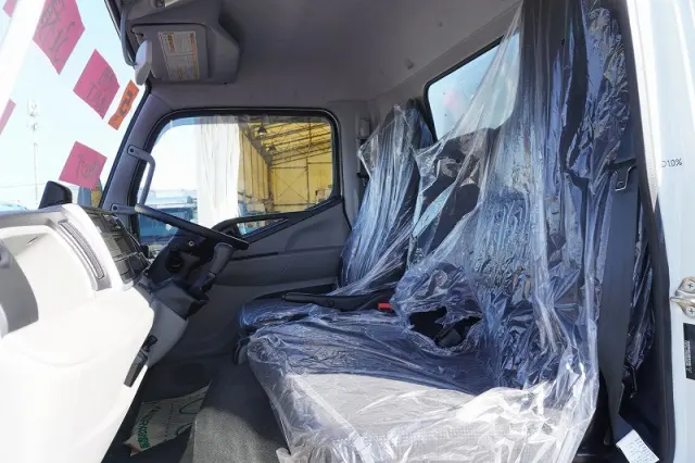 三菱 キャンター 2RG-FEAV0(2WD)の写真36