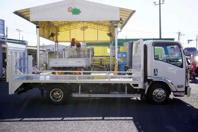 いすゞ エルフ TRG-NPR85AR(2WD)の写真5