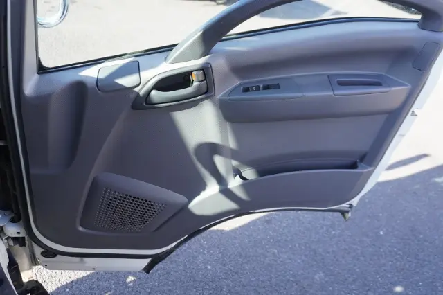 いすゞ エルフ TRG-NPR85AR(2WD)の写真35