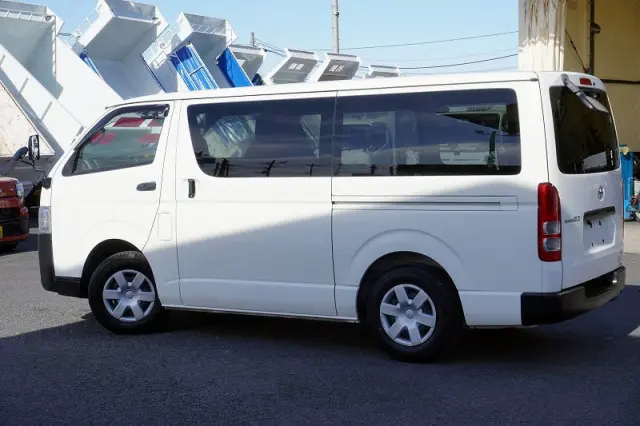 トヨタ その他(トヨタ) CBF-TRH200V(2WD)の写真7