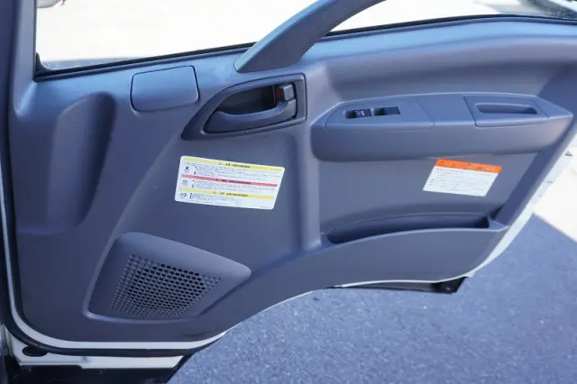 いすゞ フォワード 2RG-FRR90S2(2WD)の写真40