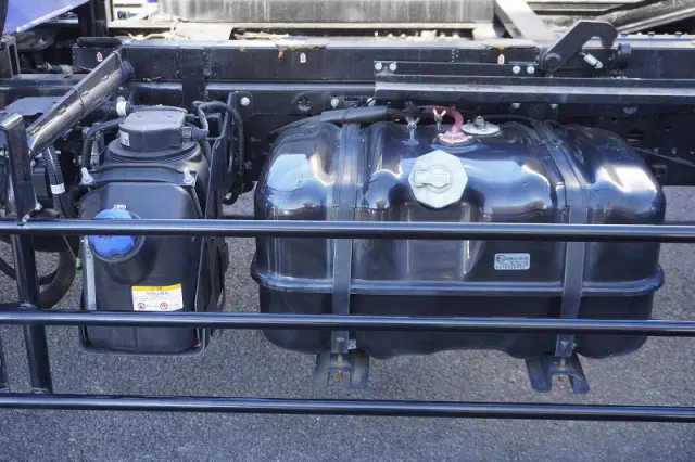 いすゞ フォワード 2RG-FSR90S2(2WD)の写真14