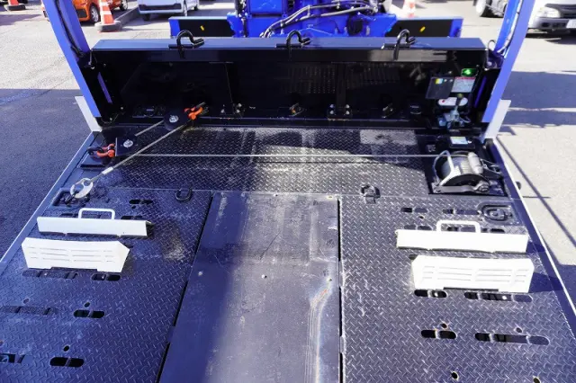 いすゞ フォワード 2RG-FSR90S2(2WD)の写真18