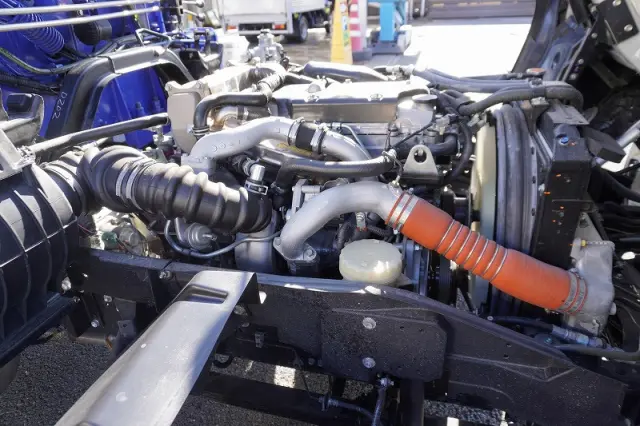 いすゞ フォワード 2RG-FSR90S2(2WD)の写真34