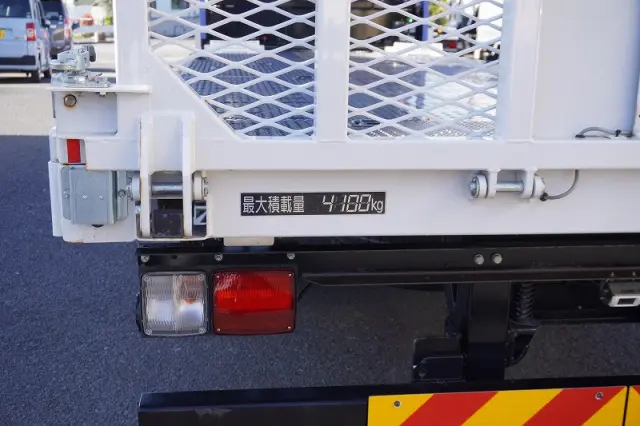 いすゞ フォワード 2RG-FSR90S2(2WD)の写真36