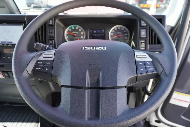 いすゞ フォワード 2RG-FSR90S2(2WD)の写真38