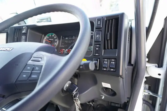 いすゞ フォワード 2RG-FSR90S2(2WD)の写真42