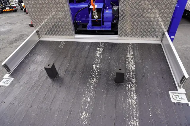 三菱 スーパーグレート 2PG-FS70HZ(6x4)の写真21