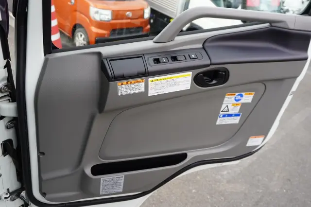 三菱 スーパーグレート 2PG-FS70HZ(6x4)の写真47