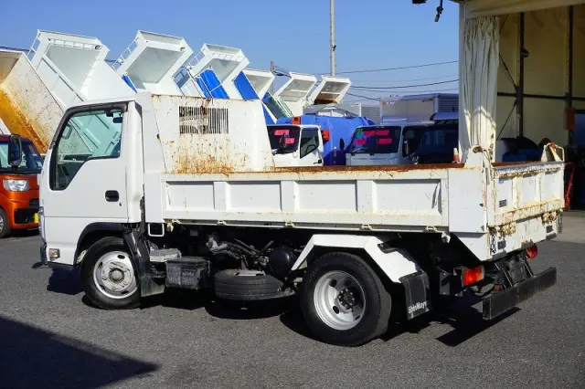 いすゞ エルフ TPG-NKR85AN(2WD)の写真7